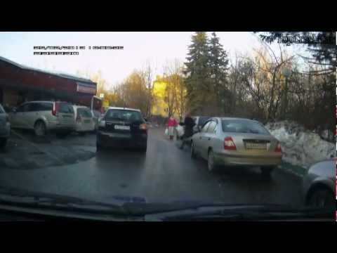 Kompilacja wypadków na drodze (luty 2013)
