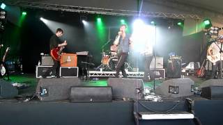 Frankie & The Heartstrings - That Postcard - @ Latitude festival 2010