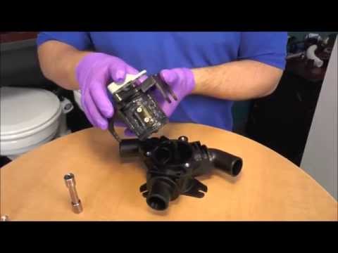 Jabsco   Inside a 45490 1000 Y Valve-iboats.com