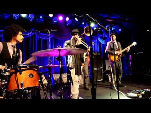 Soulive - Kissing My Love @ Brooklyn Bowl BOWLIVE IV 3-7-13 Night 1