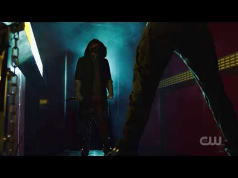The Flash 5x02 'Blocked' - Cicada arrives.