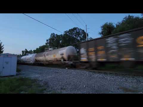 L743 Makes A SPLASH With A SD70MAC Leading