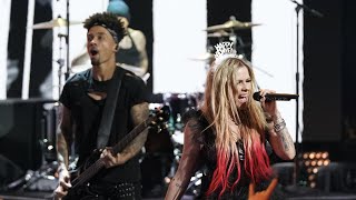 &quot;Bite Me&quot; ft. Travis Barker Live At New Year&#39;s Rockin Eve