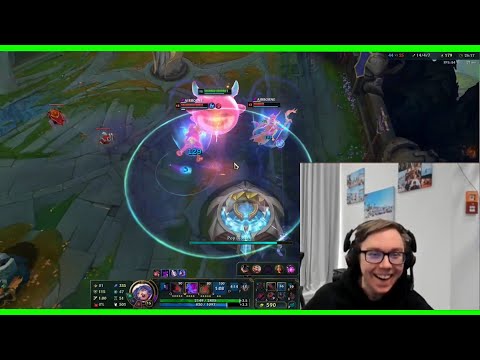 HOW DID THAT MISS - Best of LoL Streams #2828
