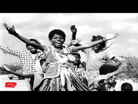 ZARA BACH KE BHAIYA REHNA YAHAN - ROBINA BADAR - FILM BETI