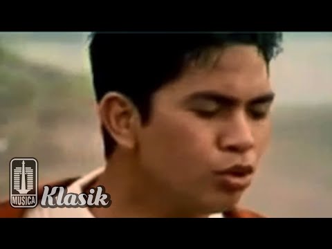 Trio Libel's - Jangan Kau Pergi (Official Music Video)