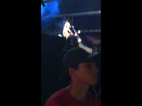 Brahma Valley 11/2015 - Colbie Caillat - Bubbly - LIVE