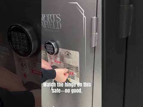 Sports afield safe on display in a store. Bad design. #gunsafe #fireproofsafe #prosafe #safepro