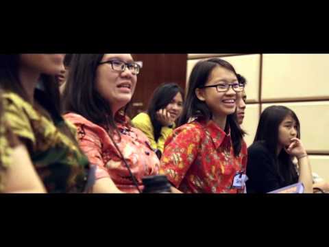 Kampus Harapan Bangsa - Study Tour 2015 (Movie Clip)