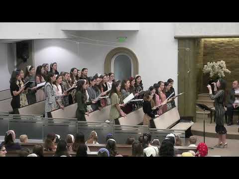 Corul de fete - Pe dealul Căpătânii