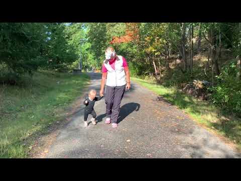 Lexie On Tour - En dag med Farmor i Trollskogen Åkersberga