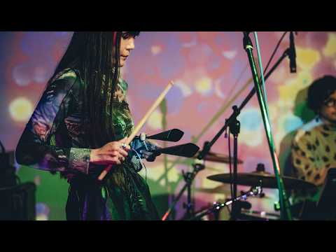 Rhodo (Live Performance)