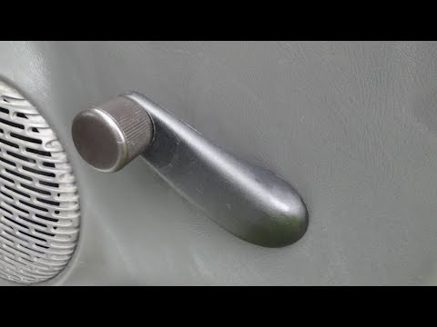 Removing & Installing a Window Crank Handle - Automotive
