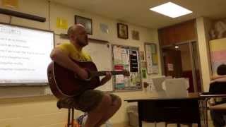 preview picture of video 'Pastor Dalton Avery leading prayer and worship with students at Rolla Hi School 7am singing'