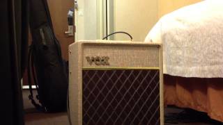 Video thumbnail for Vox AC4HW1 demo gretsch guitar by Pedro Maia