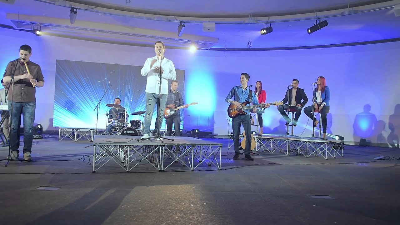 Put je jasan, sve je do nas...