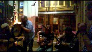 Tuto Marcondes at the Shebeen Chic - Dublin (Ireland) Folk Songs