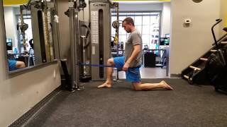 Mobility Hip Flexor Lunge Stretch with banded distraction