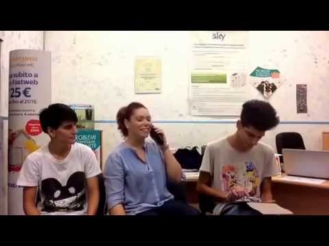 Parodia video sala d'aspetto dottore..