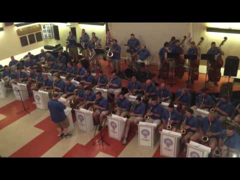 Fralinger String Band "Quando, Quando, Quando" - 2017 Mummers Museum