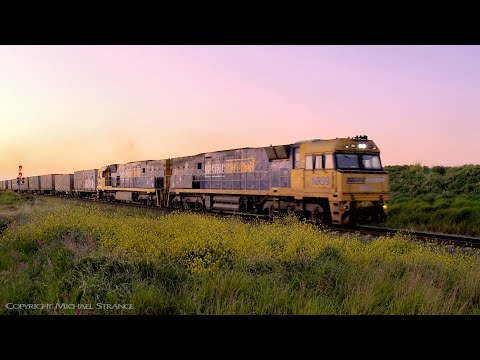 4PM6 Pacific National Freight Train / Containers & Steel (19/10/2019) - PoathTV Australian Railways