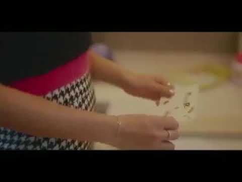 TWICE 「MERRYHappy」Music Video