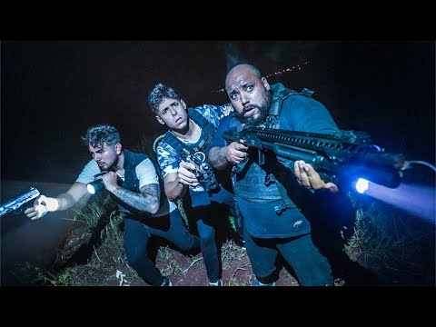 LEVEI O BOTO NA CRIATURA E DEU RUIM - CAÇADORES DE LENDAS