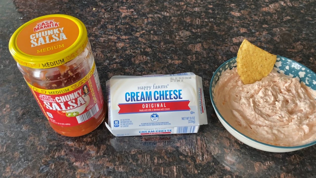 This Cream Cheese And Salsa Dip Is So Good, You Won't Be Able To Stop Eating It! 🌶️🧀💃