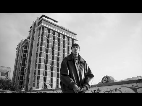 Phyzh Eye - Intro / Las apariencias ft. Fly Marina