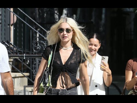 Gigi Hadid is a blonde bombshell