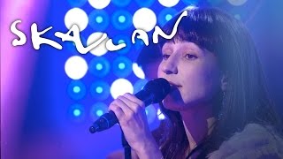 Laleh &quot;Aldrig Bli Som Förr&quot; - Live hos Skavlan | SVT/NRK/Skavlan