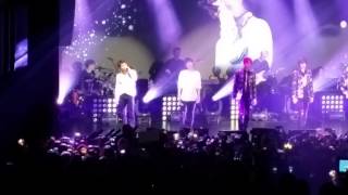[INFINITE 2nd WORLD TOUR &#39;INFINITE EFFECT&#39; in NY] Standing Face to Face