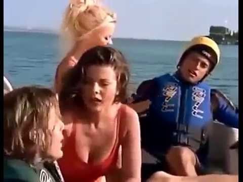 Baywatch S5E13 Rubber Ducky - Logan saves unconscious injured Matt using CPR (boat accident)