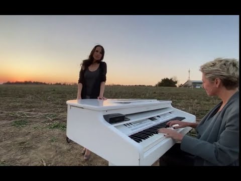 Anita & Alexandra Hofmann - Im größten Sturm (offizielles Corona Video)_2020