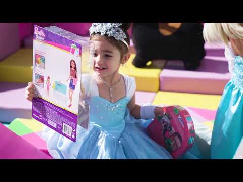 download lagu mp3 mp4 Yummy Mummies Season 2, download lagu Yummy Mummies Season 2 gratis, unduh video klip Yummy Mummies Season 2
