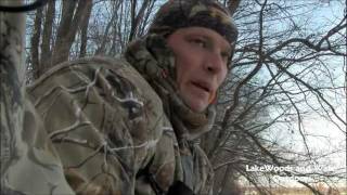 preview picture of video 'LakeWoods and Water Outdoors -(Episode One)- Muzzleloader/ UP ice fishing part 1 of 3'