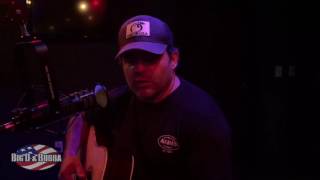 Rhett Akins sings some songs he&#39;s written