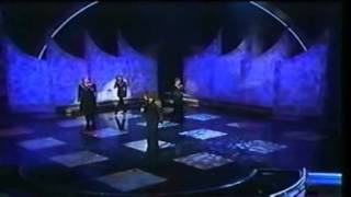 Martina McBrideLive 1995 &amp; Reba McEntire   CMA's  On My Own