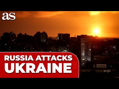 FIREBALLS light up KYIV'S SKY during fierce RUSSIAN ATTACK