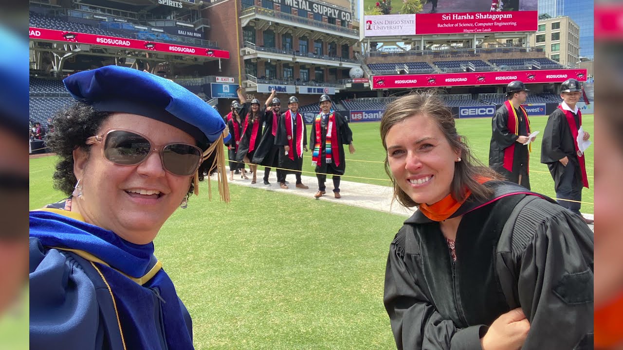 Distinguished Faculty Award 2021 - Dr. Thais Alves