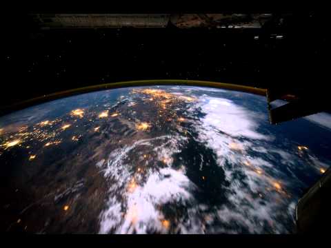 ¿Que se siente volar sobre el planeta Tierra? (Video)