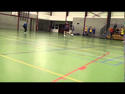 20 april 2016 Futsal BZVV 3 - HMS 2 com 0-7 Doelpunt Len (0-7)