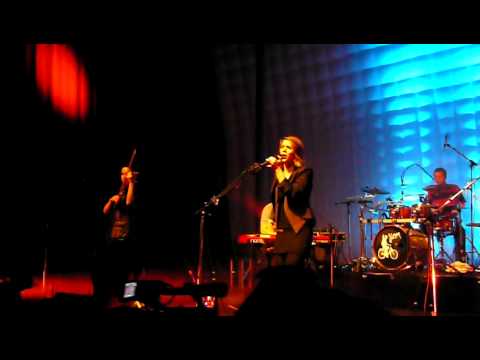 Aneta Langerová - Dokola (Praha, SaSaZu)