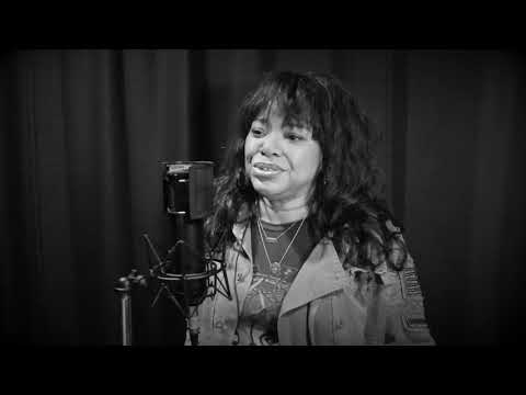 The Black & White Sessions : Melanie Taylor : Love Me Still