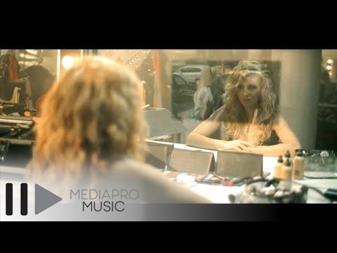 download lagu mp3 mp4 Tata Lora, download lagu Tata Lora gratis, unduh video klip Tata Lora