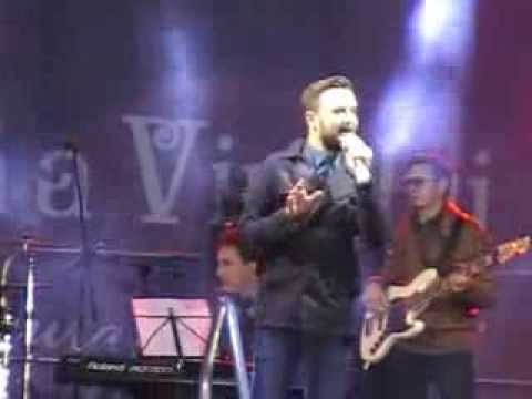 Cătălin Josan. Ce dor, ce chin, ce jale ...pe la poarta dumitale. Live, Chișinău.