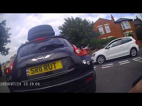 Close pass into oncoming traffic - SR11RUT SR11 RUT