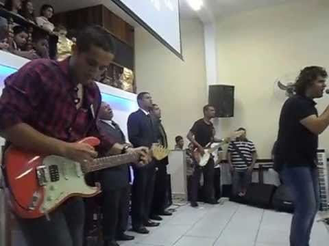 Jesus em Tua Presença - Quatro Por Um