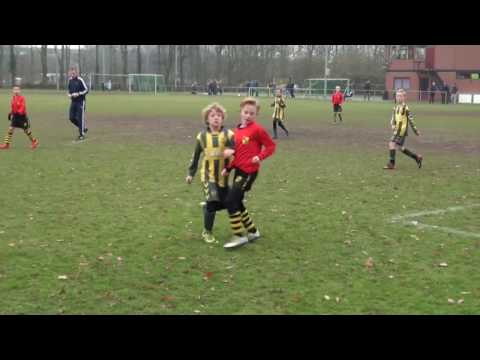 10 december 2016 Wilhelmus JO11-3 - Voorschoten'97 JO11-4 Senne Nieuwdorp