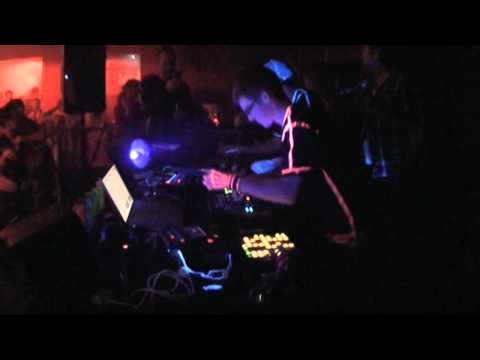 Laserkraft 3D - Nein Mann (Live) @ Dome, Lindau 20.08.2010 (HQ)